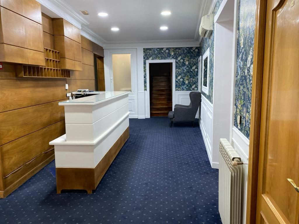 Hostal Guerra Madrid Ngoại thất bức ảnh