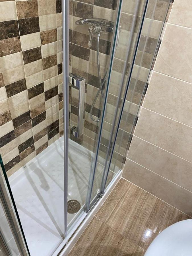 Hostal Guerra Madrid Ngoại thất bức ảnh