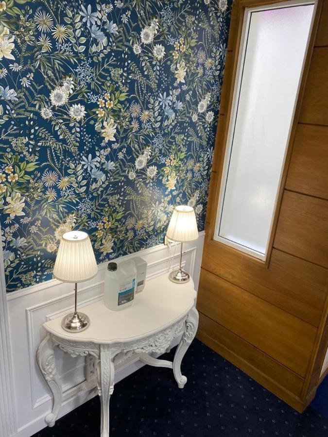 Hostal Guerra Madrid Ngoại thất bức ảnh
